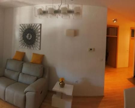 Apartment Angela With Private Garage Slot Πούλα Εξωτερικό φωτογραφία